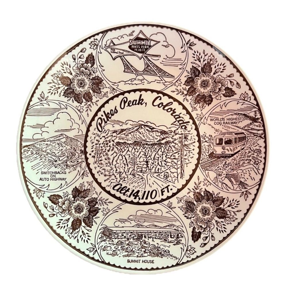 Pikes Peak Colorado 10” Vintage  Commemorative Collectors Plate Made In USA